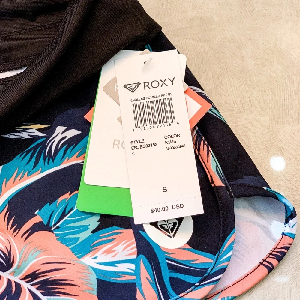 Women’s Roxy Beach Shorts - Picture 2 of 3